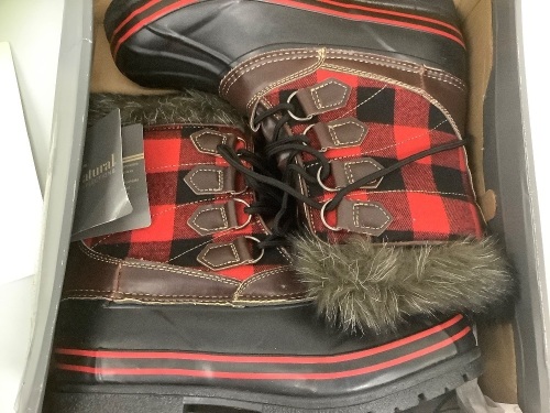 Natural Reflections Lumber Jill Insulated Pac Boots Women's 8M, Appears New, Sold As-is - Lot 108