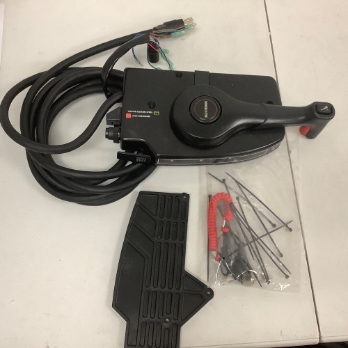 Outboard Remote Control, E-Commerce Return, Sold as is - Lot 430