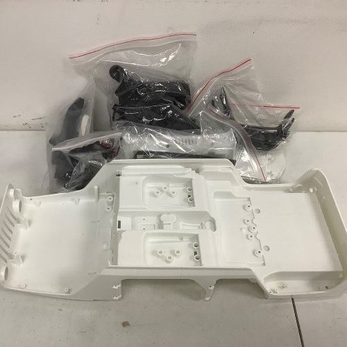 Toy Jeep Kit, E-Commerce Return, Sold as is - Lot 431