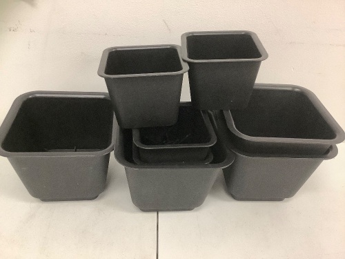 Set of 8 Bedrisers, 2 Sizes, Appears New, Sold as is - Lot 441