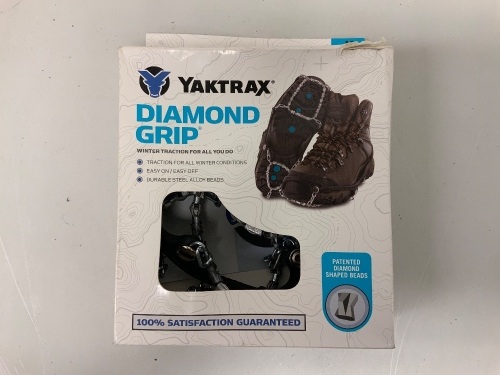 Yaktrax Diamond Grip, Medium, E-Comm Return - Lot 478