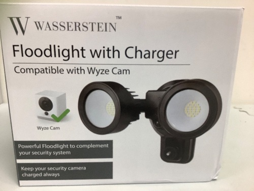 Floodlight w/ Charger, Appears new, Sold as is - Lot 11