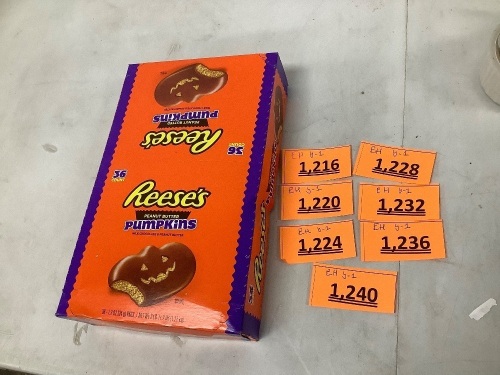 Reeses Peanut Butter Pumpkins 36 count - Lot 1240