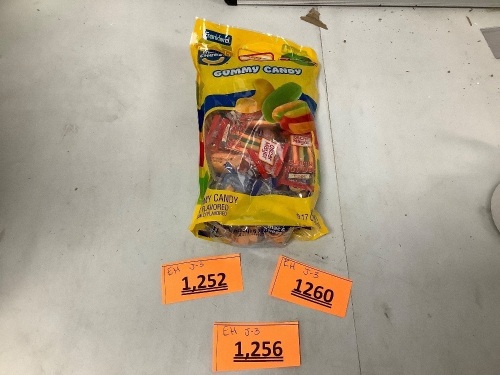 Gummy Candy (mac&Cheese, Pickles,and hot dog mix) 6 bags  - Lot 1256
