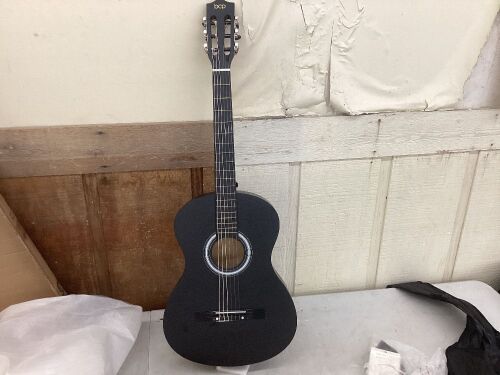 Acoustic Guitar - Lot 411