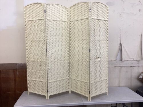 4 Panel Room Divider  - Lot 522