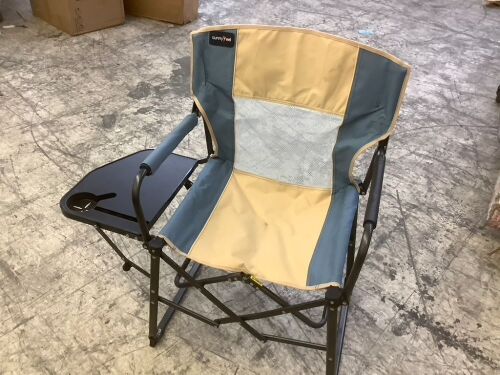 SUNNYFEEL Camping Directors Chair, Heavy Duty, Oversized Portable Folding Chair with Side Table, Pocket - Lot 674