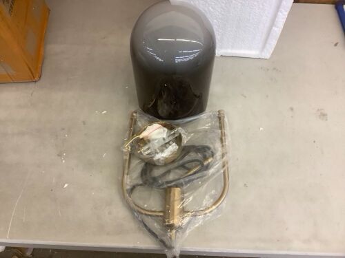 Light Fixture  - Lot 646