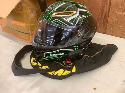 Soman Full Face Motorcycle Helmet - Scratch on Top - Lot 560
