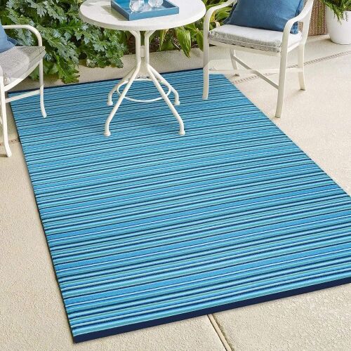 Green Decore Reversible Outdoor Rug  - Lot 536