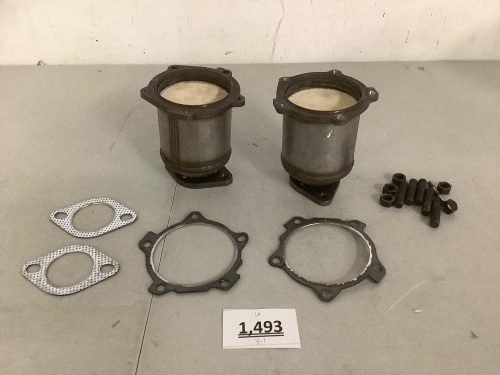 Pair of Catalytic Converters - Lot 1493