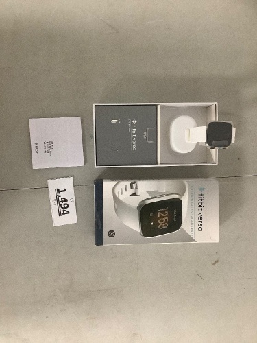 Fitbit Versa Lite Edition - Lot 1494