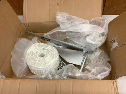VEVOR 8.5 lb Hot Dipped Galvanized Steel Fluke Style Boat Anchor - Lot 643