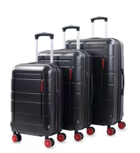 American Green Travel Andante 3-Piece Black Hardside Spinner Luggage Set - Lot 57