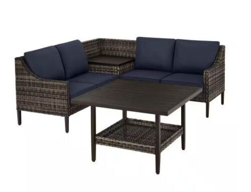Hampton Bay Prestley Park Steel Patio Conversation Sectional Set - No Side Table  - Lot 14