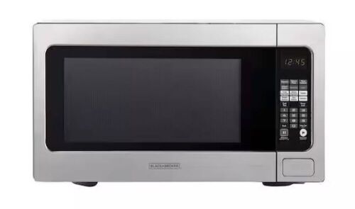 BLACK+DECKER 2.2 cu. Ft. Countertop Digital Microwave in Stainless Steel with Sensor Cooking Technology - Small Dents - Lot 85