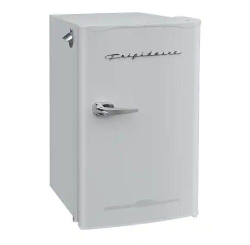 Frigidaire 3.2 cu. ft. Retro Mini Fridge in Moonbeam Silver without Freezer - Lot 38