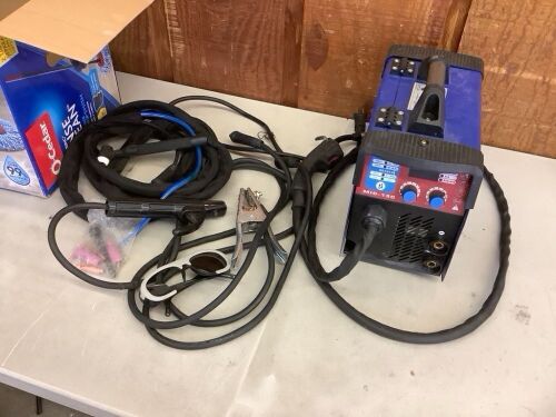 VEVOR MIG-130 Portable Welding Machine  - Lot 569