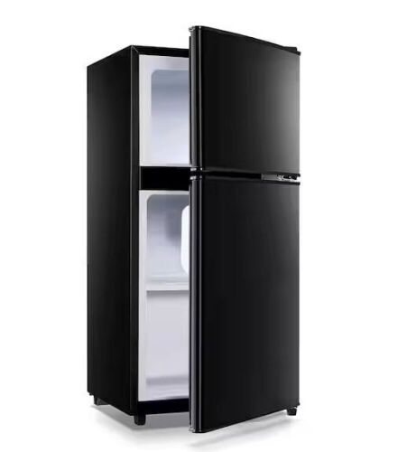 ANUKIS 3.2 cu. ft. Compact Refrigerator Mini Fridge with Freezer  - Lot 62