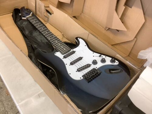Beginner Electric Guitar Kit w/ Case, 10W Amp, Tremolo Bar, 39in - Corner Piece On Amp Broken Off - Lot 501