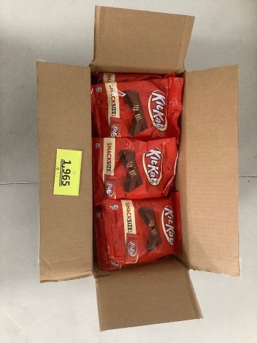 Box Of Bags Of Snack Size KitKats 9 Count - Lot 1965
