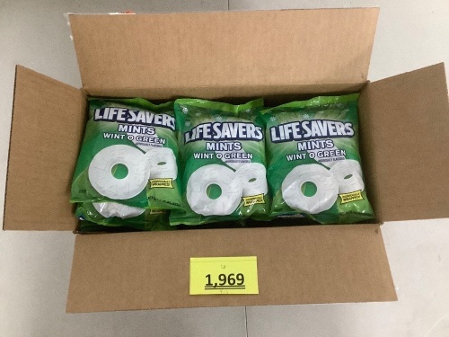 Box Of Bags Of Lifesavers Mints Wint O Green 12 Count - Lot 1969