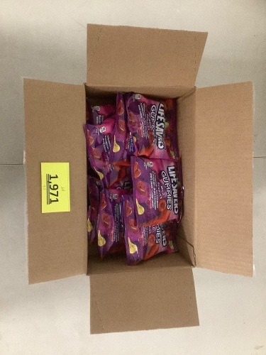 Box Of Bags Of lifesavers Gummies wild berry 12 count - Lot 1971