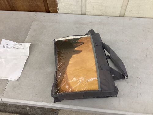 Sleepwish Horses Throw Blanket 60" x 80"  - Lot 389