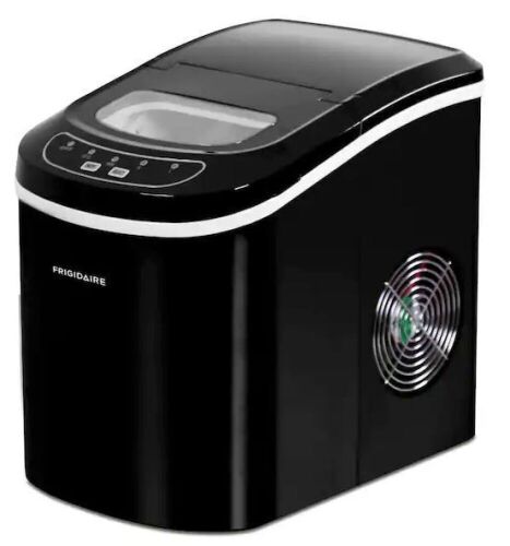 Frigidaire 26 lb. Freestanding Compact Ice Maker in Black - Lot 420