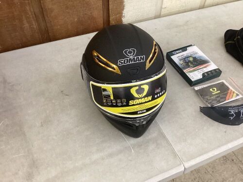 Soman Motorcycle Helmet with Bluetooth Headset, XL - Lot 667