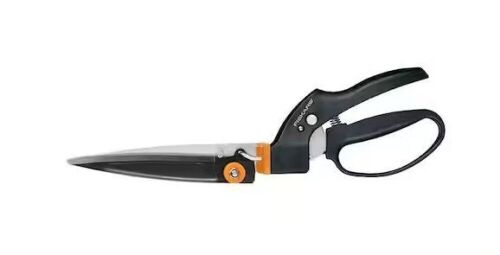 Fiskars 5 in. Steel Rotating Blades Loop-Handled Grass Shears - Lot 623
