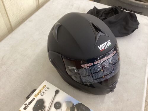 Motorcycle Helmet with Wireless Earphone - Lot 579