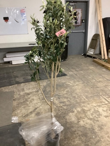 HolyHoon Artificial Olive Tree - Lot 2171