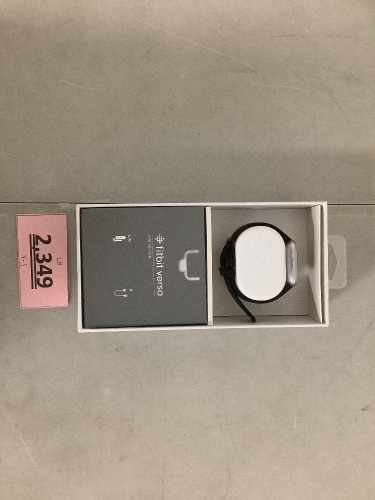 Fitbit Versa Lite Edition - Lot 2349