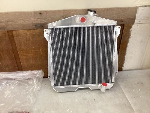 4 Row Aluminum Radiator For 1943-1948 Chevy Sedan Coupe Car 3.5L 3.8L 6 Cylinder - Lot 205