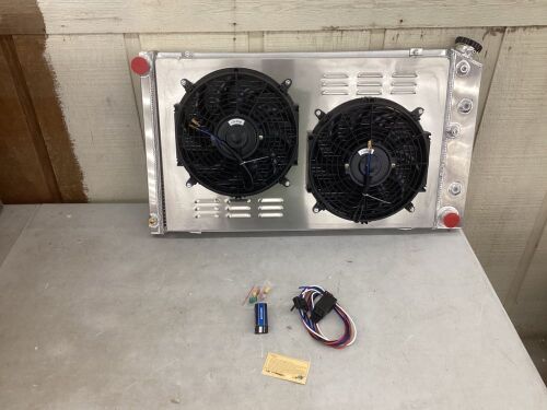 3 Row Aluminum Radiator + 2X12" Fan W/Shroud &Thermostat Relay Kit for 1968-1987 Chevy Chevelle El Camino &C/K Series 10 20 30 Pickup - Lot 209