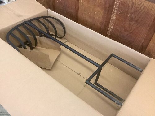 LIBERTY GARDEN Decorative Powder Coated Steel Manger Garden Hose Storage Stand - Lot 708