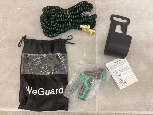 Expanding Water Hose with Sprayer  - Lot 725