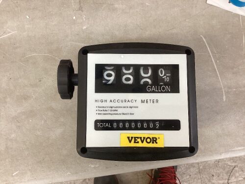 VEVOR 5 to 30 GPM Digital Diesel Fuel Flow Meter for All Fuel Transfer Pumps 10Bar - Lot 634