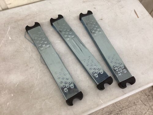 Lot of (3) Replacement Pool Ladder Steps  - Lot 473