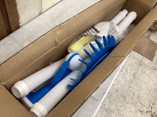 Suction Pool Cleaner  - Lot 482