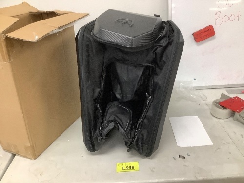 Outdoor Master Boot Bag Hard Case - Lot 1938