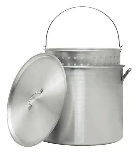 Nexgrill 30 Qt. Pot with Strainer Basket - Lot 215