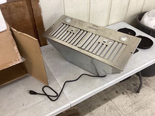 VEVOR 800CFM 3-Speed, 30 Inch Stainless Steel Built-in Kitchen Vent with Push Button Control LED Lights Baffle Filters, Ducted/Ductless Convertible - For Parts or Repair  - Lot 301