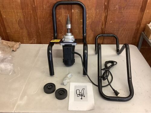 Manual Small Wood Splitter  - Lot 372