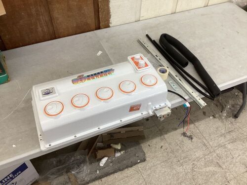 Automotive Air Conditioner  - Lot 413