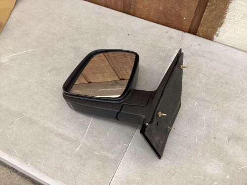 Chevrolet Express 08-17 Door Mirror RH - Lot 455