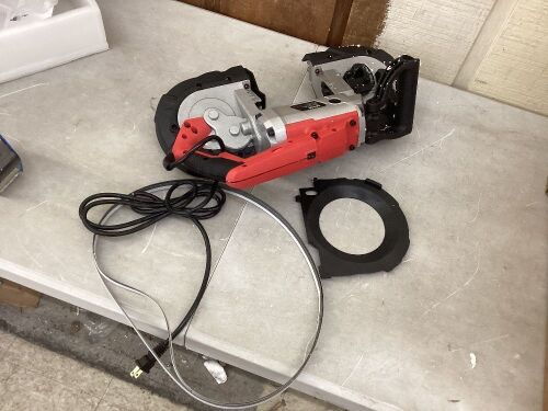 VEVOR 110V Porable Band Saw - Broken Off Stand, Saw Damaged  - Lot 619
