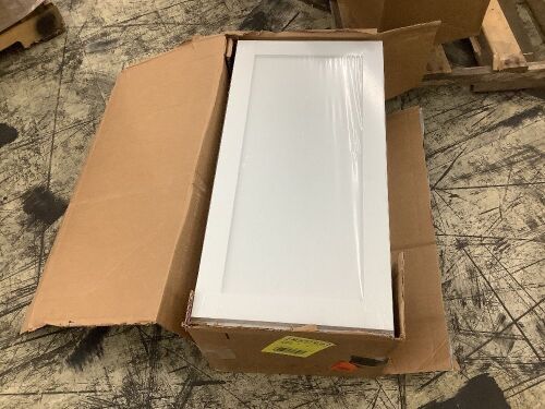 Hampton Bay Courtland Shaker Assembled 15 in. x 30 in. x 12 in. Stock Wall Kitchen Cabinet - Lot 629