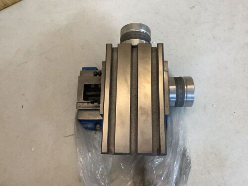 Small Machine Vise  - Lot 664